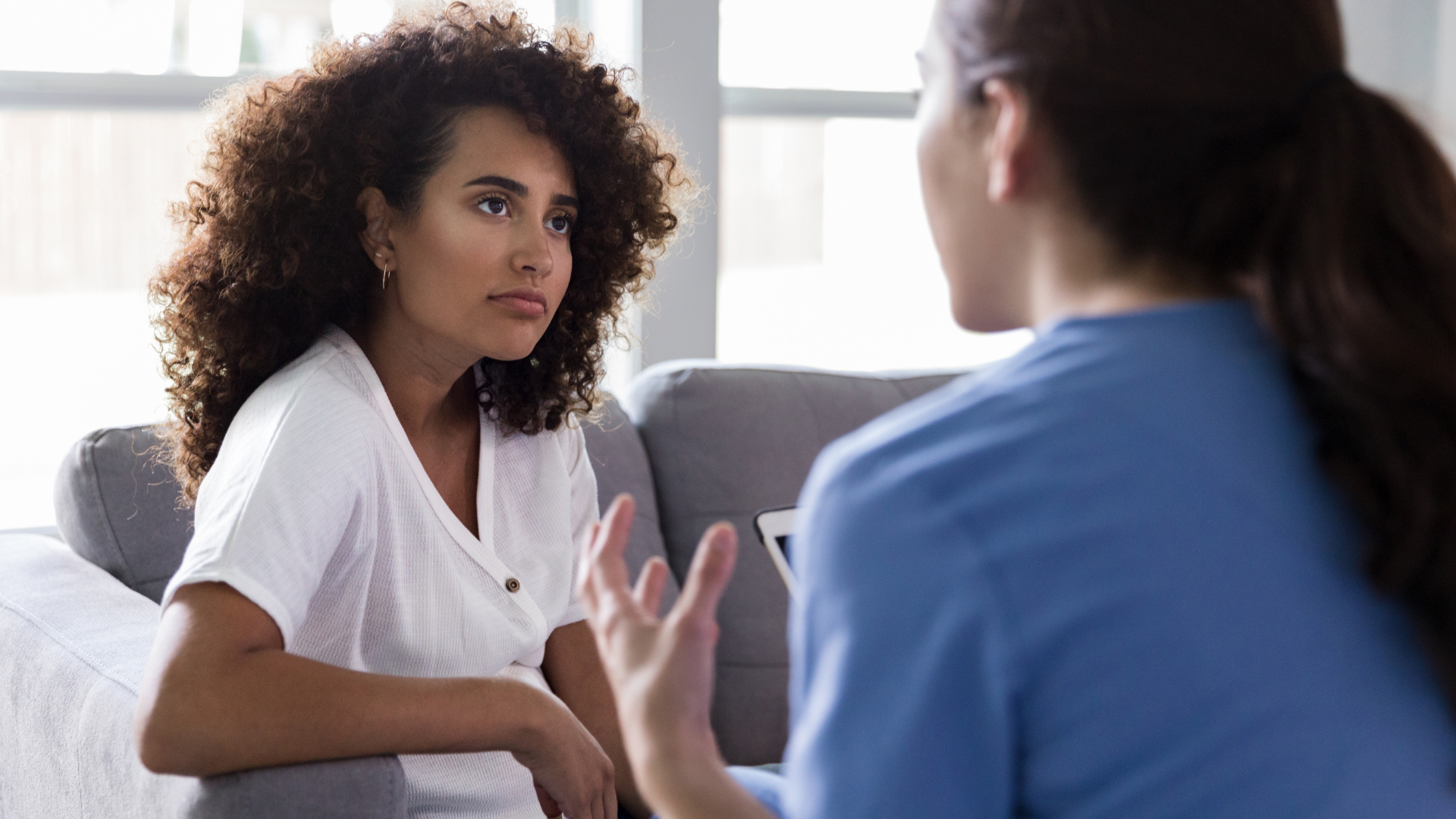 woman confused in therapy