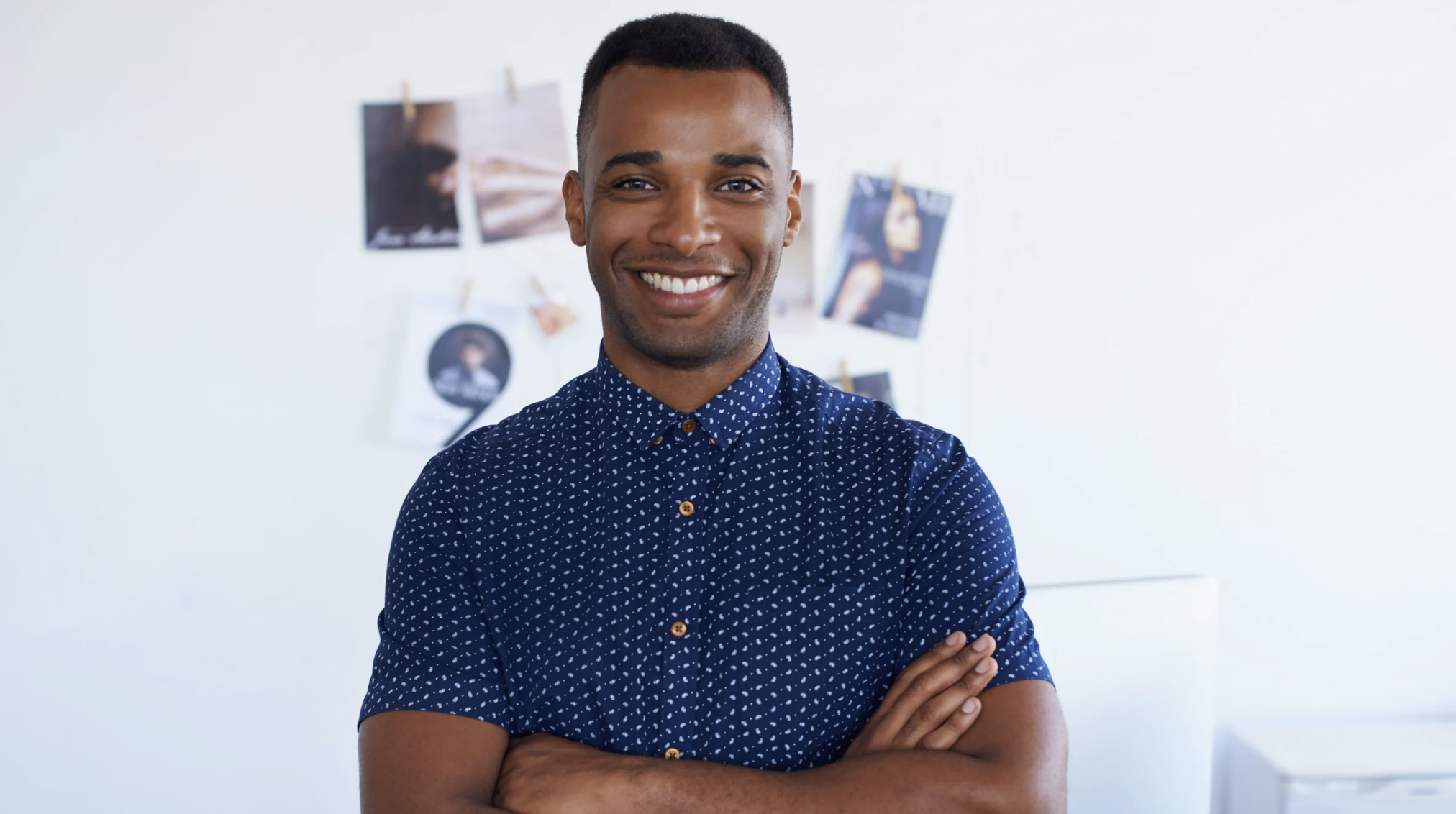 Smiling Black therapist